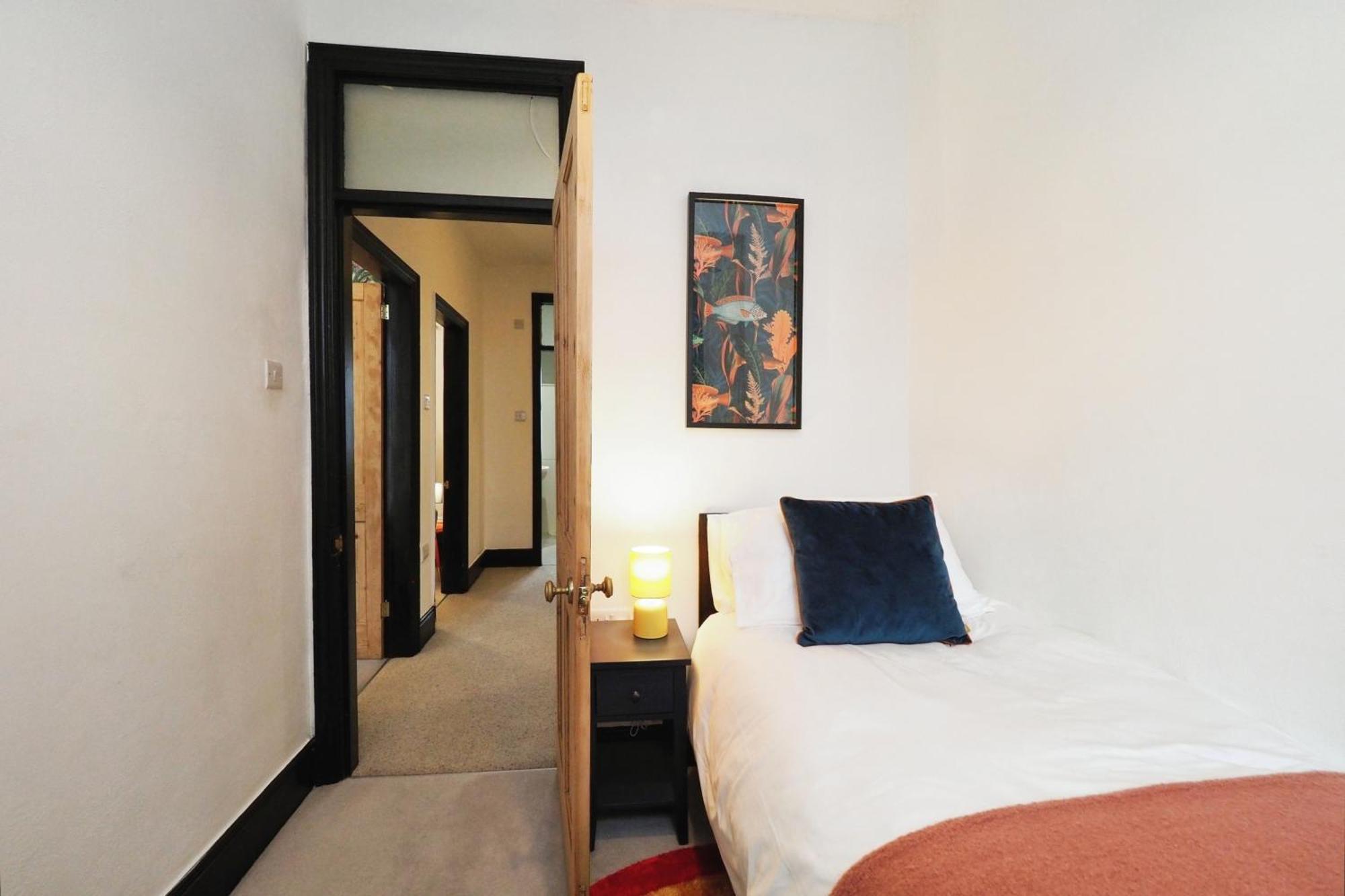 Apartment Comfortable & Flexible For Leisure, Corporate & Contractor Guests In Alvaston,