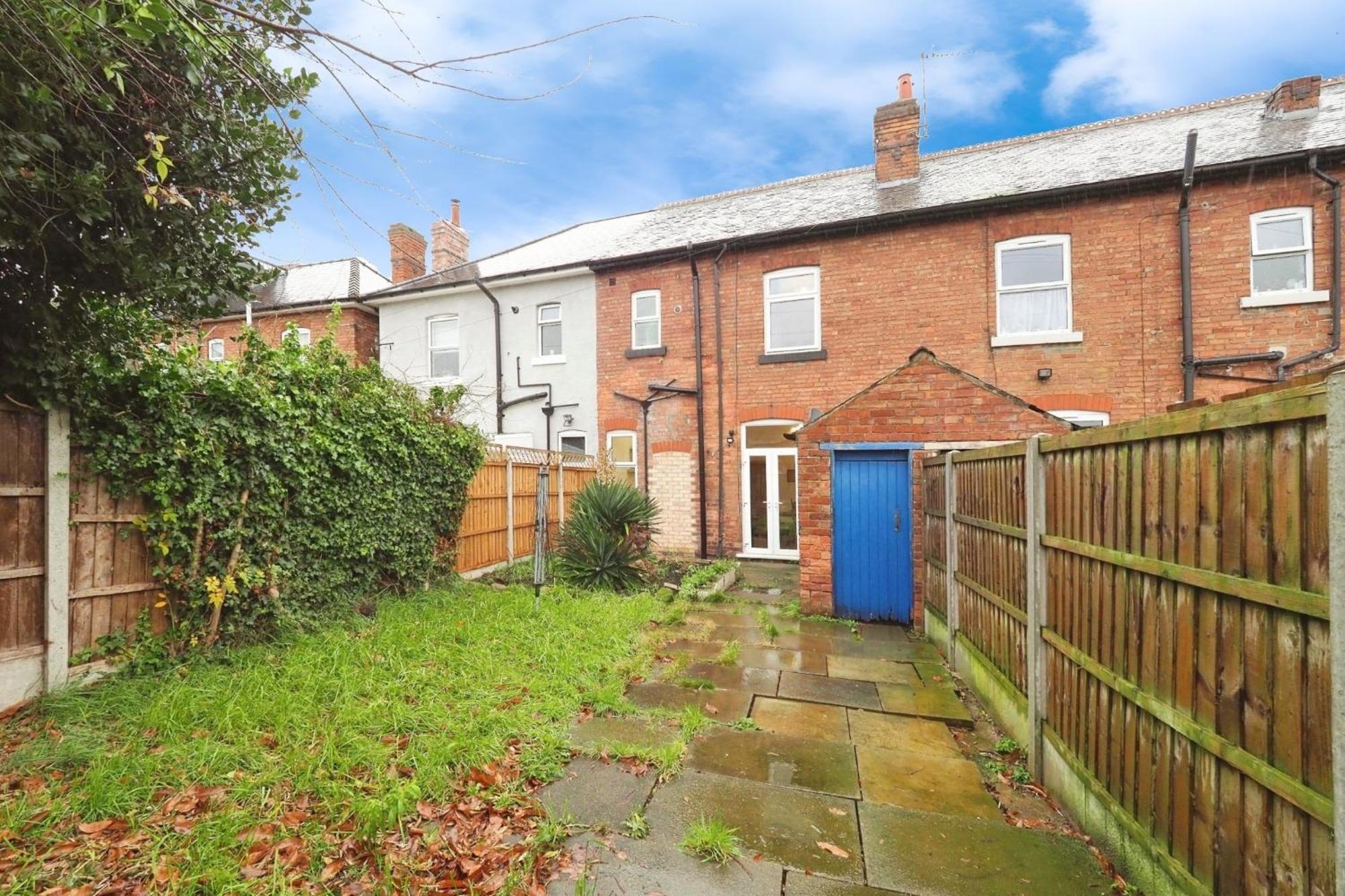 Comfortable & Flexible For Leisure, Corporate & Contractor Guests In Alvaston,