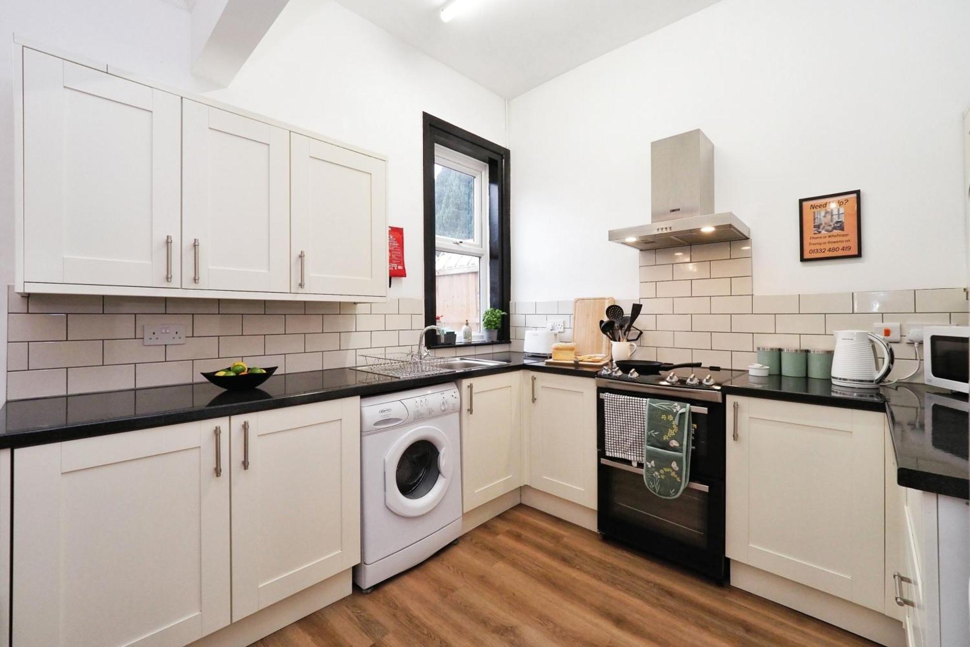 Comfortable & Flexible For Leisure, Corporate & Contractor Guests In Alvaston, Derby