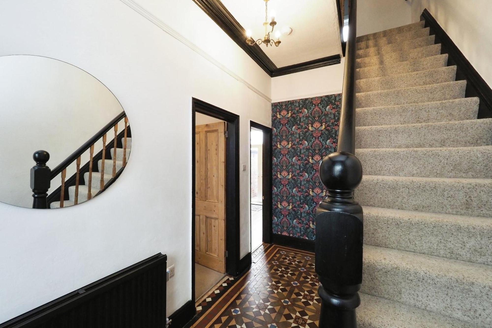 Apartment Comfortable & Flexible For Leisure, Corporate & Contractor Guests In Alvaston, *