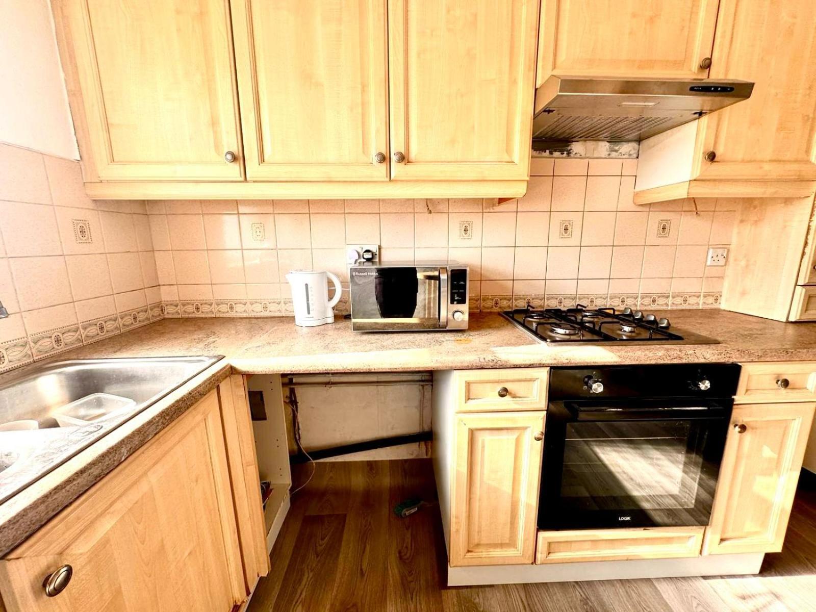 Kingsize 4-bedrooms House * Derby