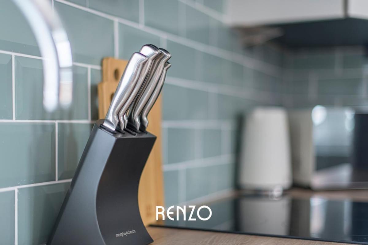 Cosy And Inviting 3-bed In By Renzo, Sleeps 6, Perfect For Contractors! Apartamento Derby