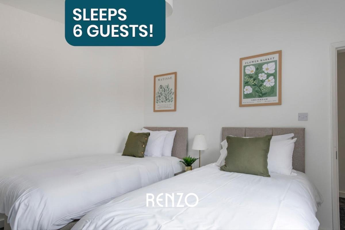 Cosy And Inviting 3-bed In By Renzo, Sleeps 6, Perfect For Contractors! Apartamento