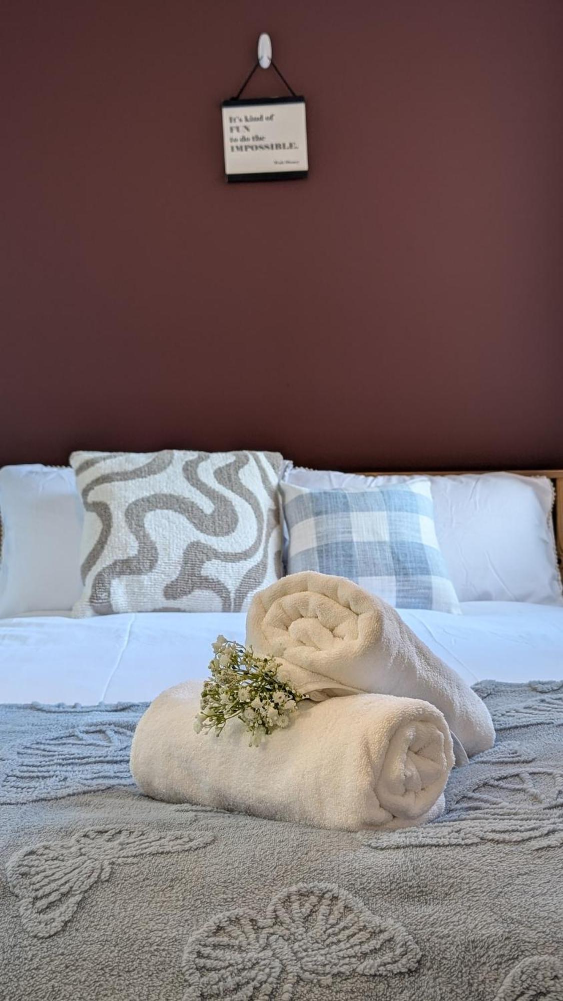 Prime Location 5 Bed Ensuite 6 Bathrooms In Centre Holiday home