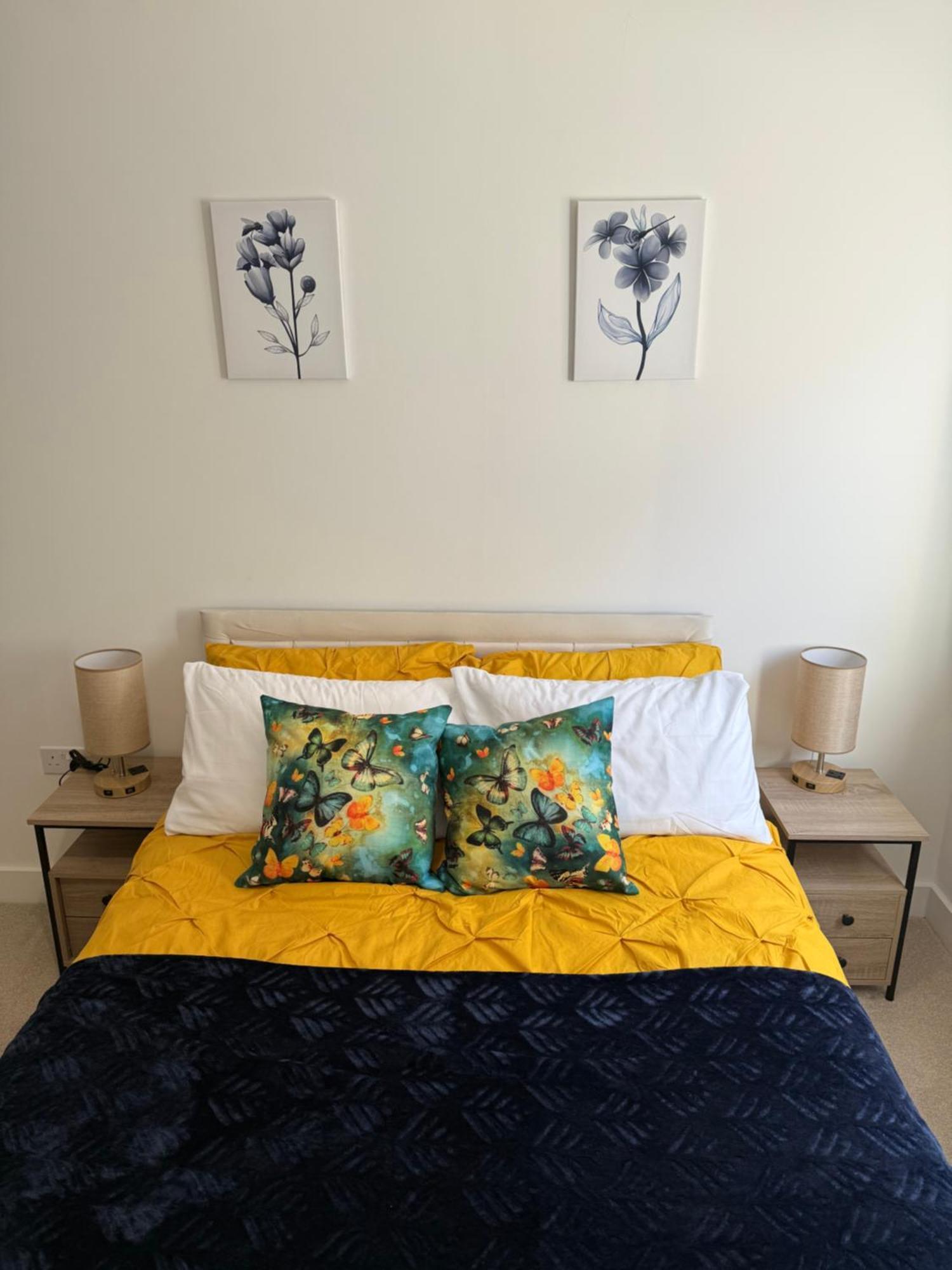Apartamento 2 Bedroom Luxury Apartment! Center With Free Parking! Derby