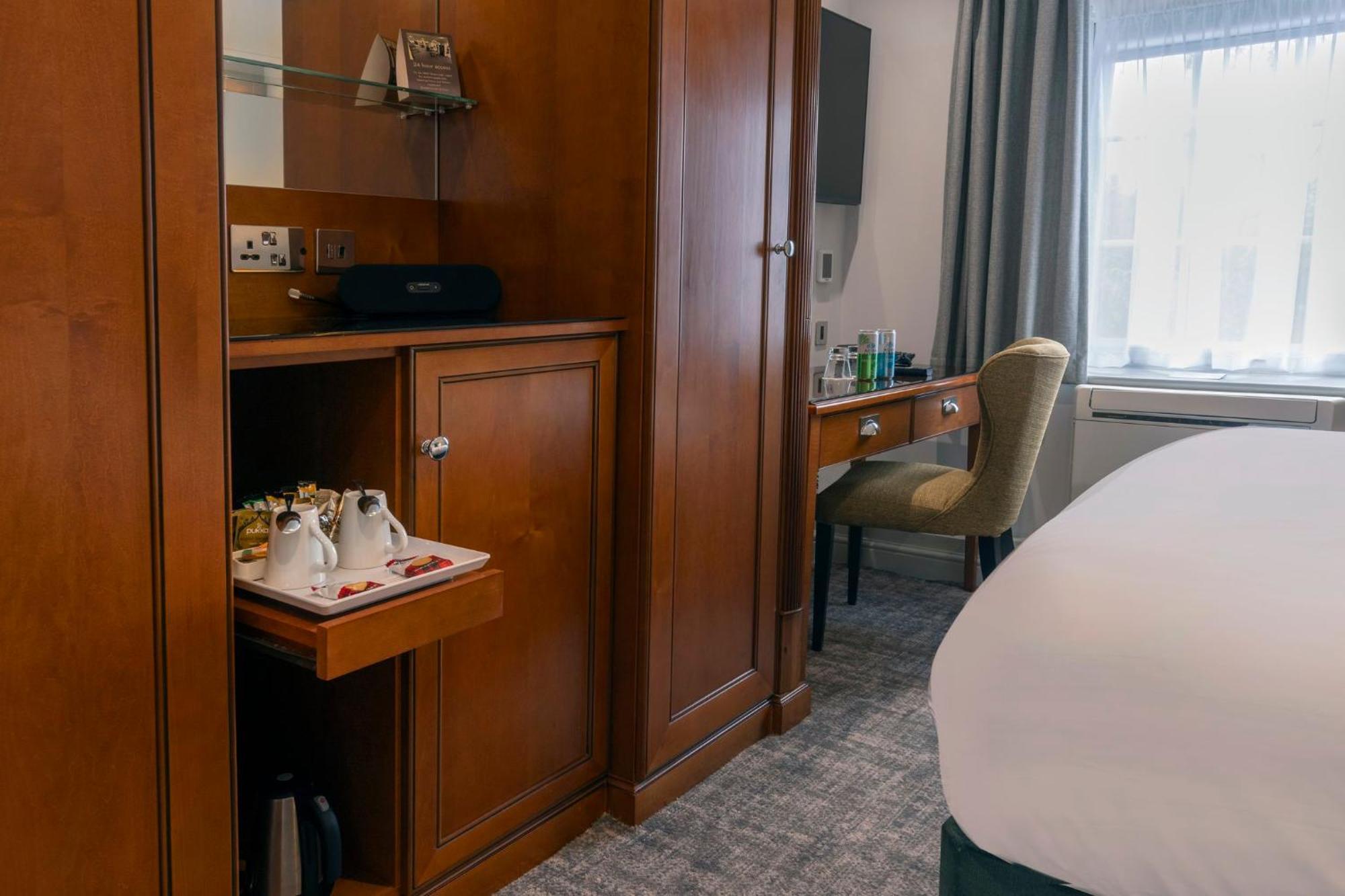 Crowne Plaza East Midlands Airport By Ihg Hotel Derby