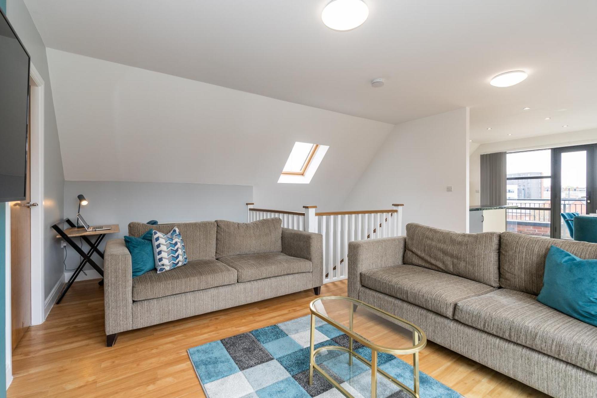 Cotels - The Millhouse: Modern With Ultrafast Wi-fi & Work Desks Apartment Derby