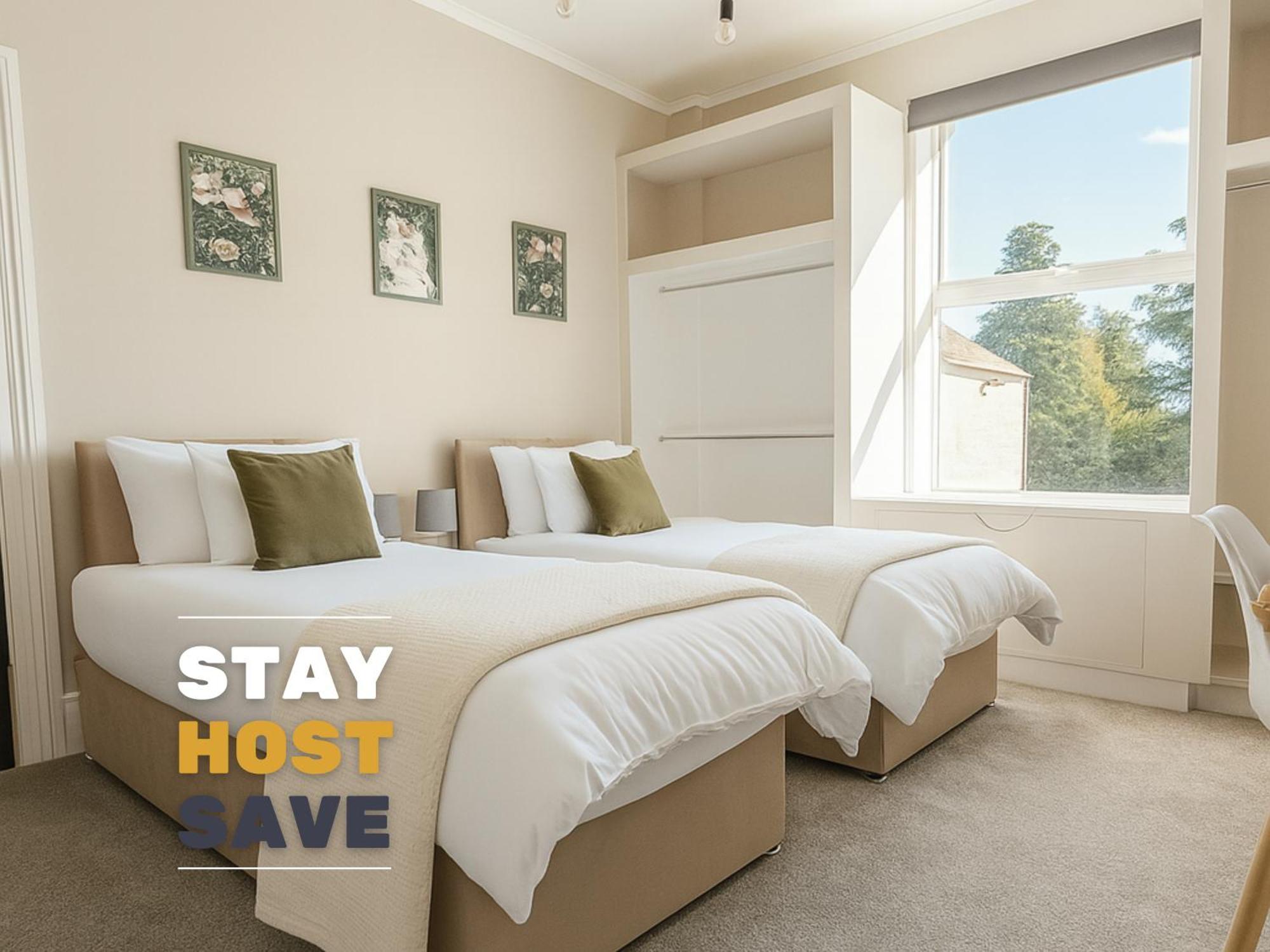Apartment From - - Free Parking, Great For Groups - Hosted By Host Save