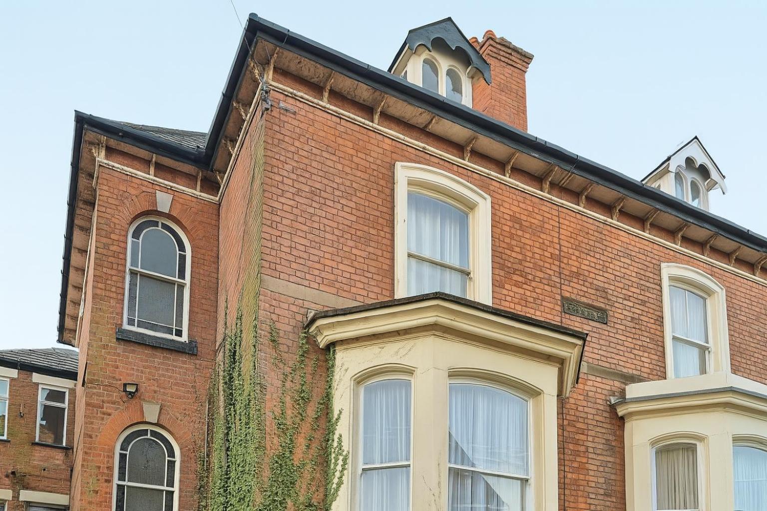 From - - Free Parking, Great For Groups - Hosted By Host Save *