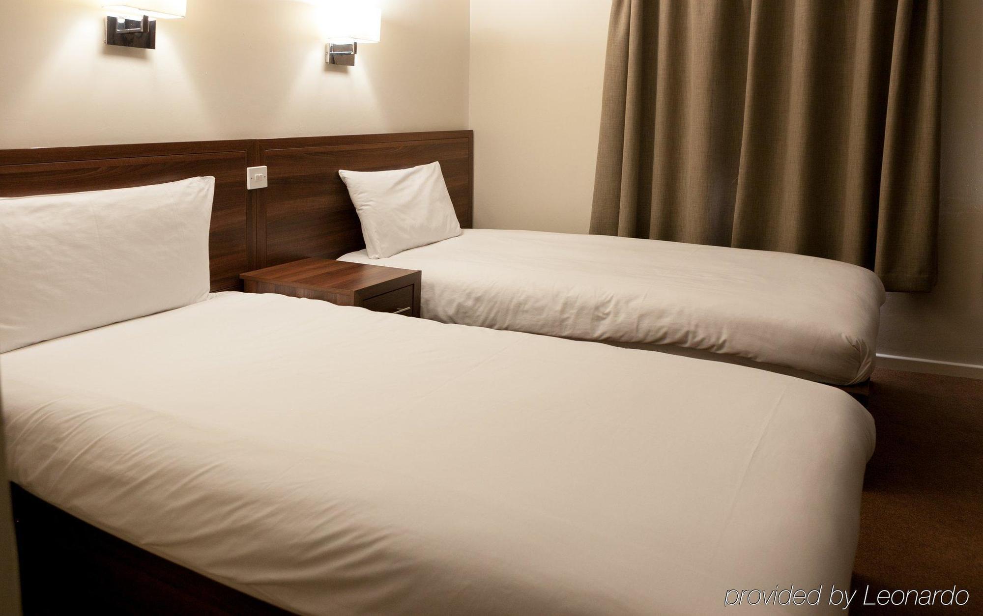 The Continental Hotel, Hotel 3*