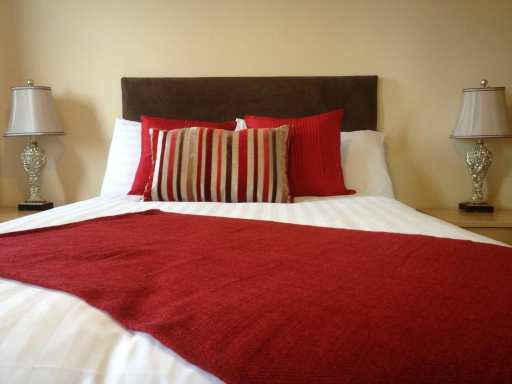 Luxe Aparthotel 4*