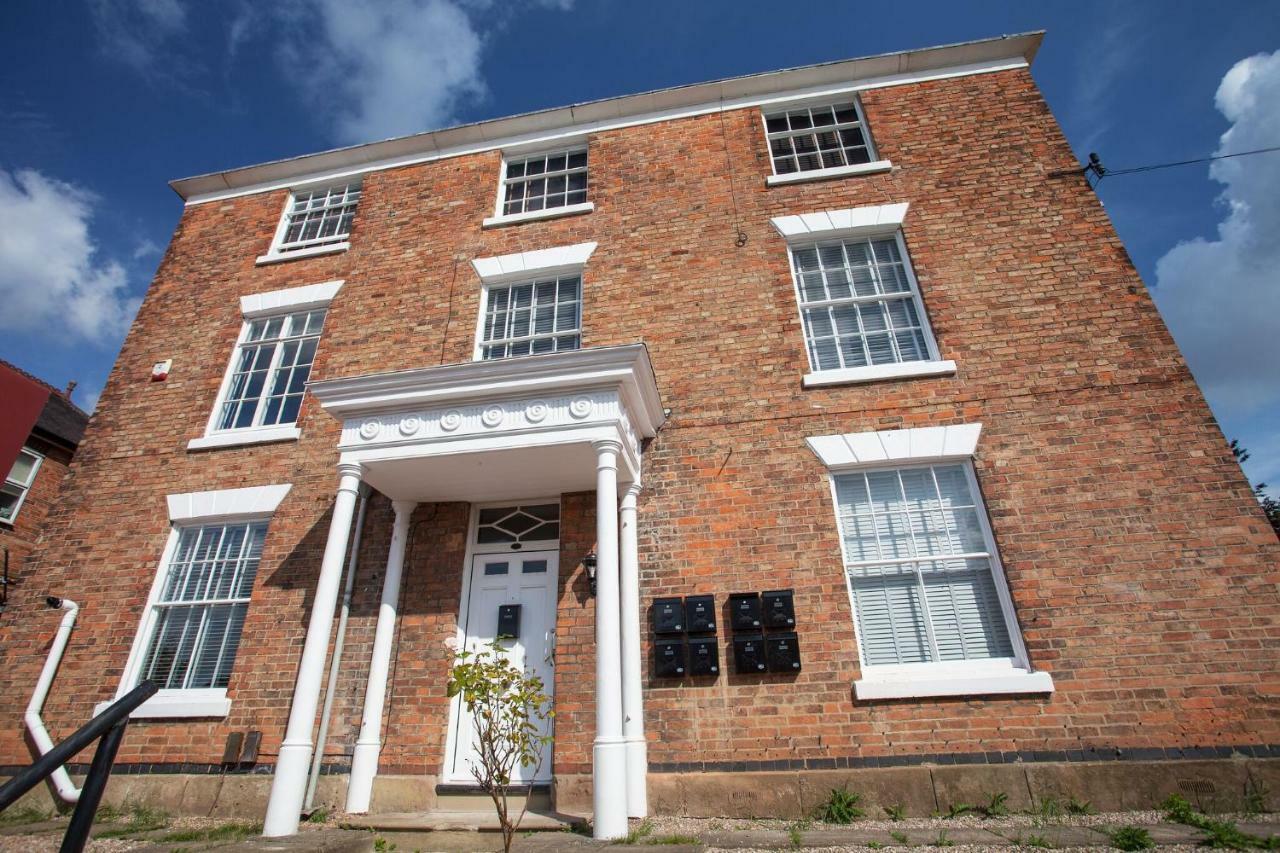 Stonehill House *