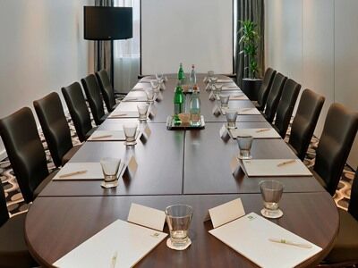Hotel Riverlights By Ihg Derby